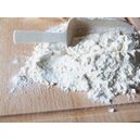 Moka razsuta na mizi